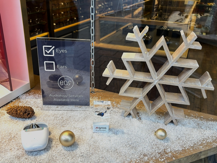 The Ultimate Gift Guide For Hearing Aid Users hero image